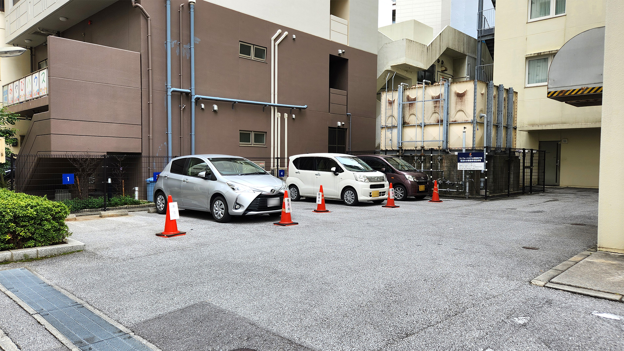 【青空駐車場】敷地内にご用意しています