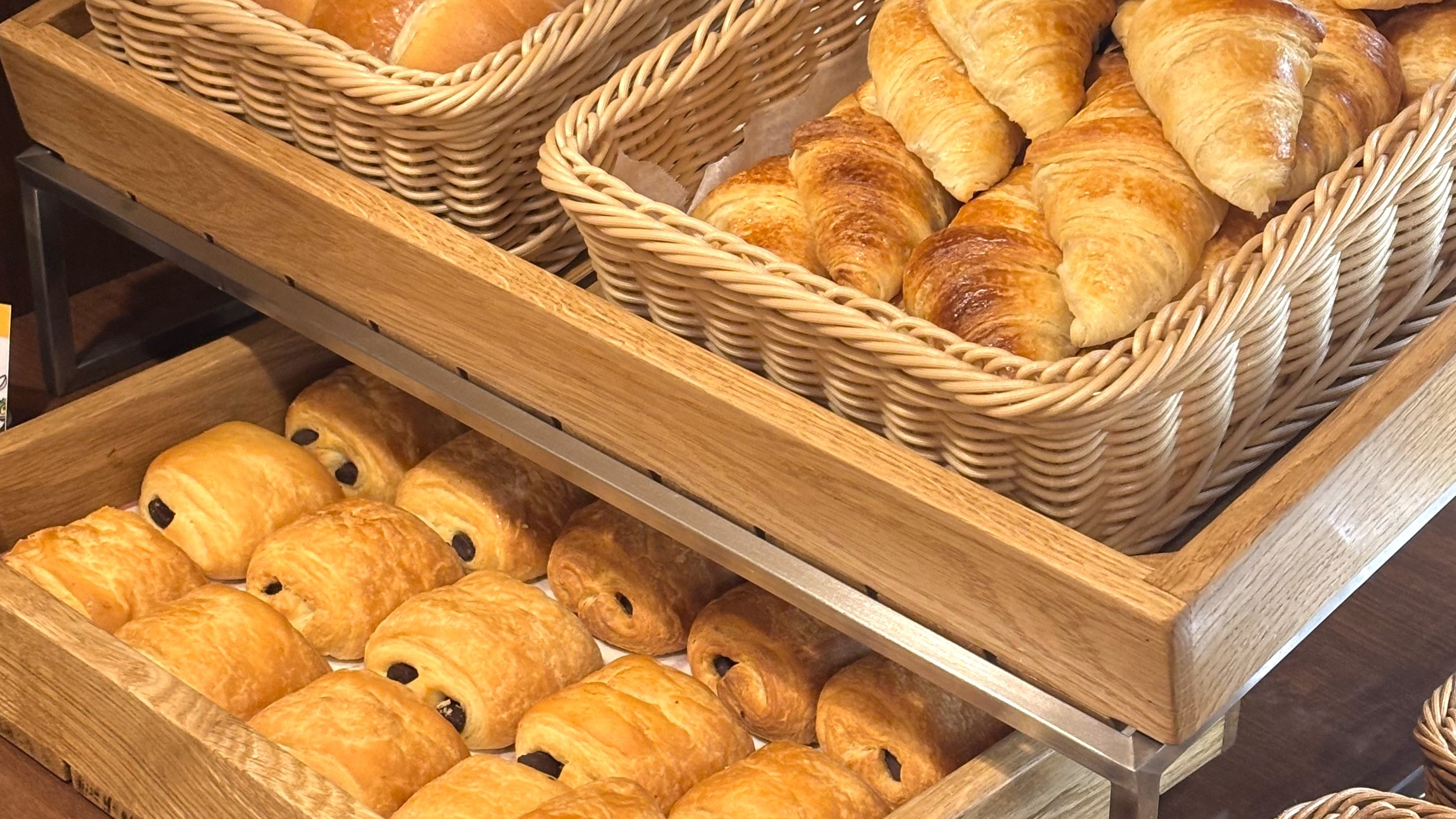 朝食バイキング【パンコーナー】