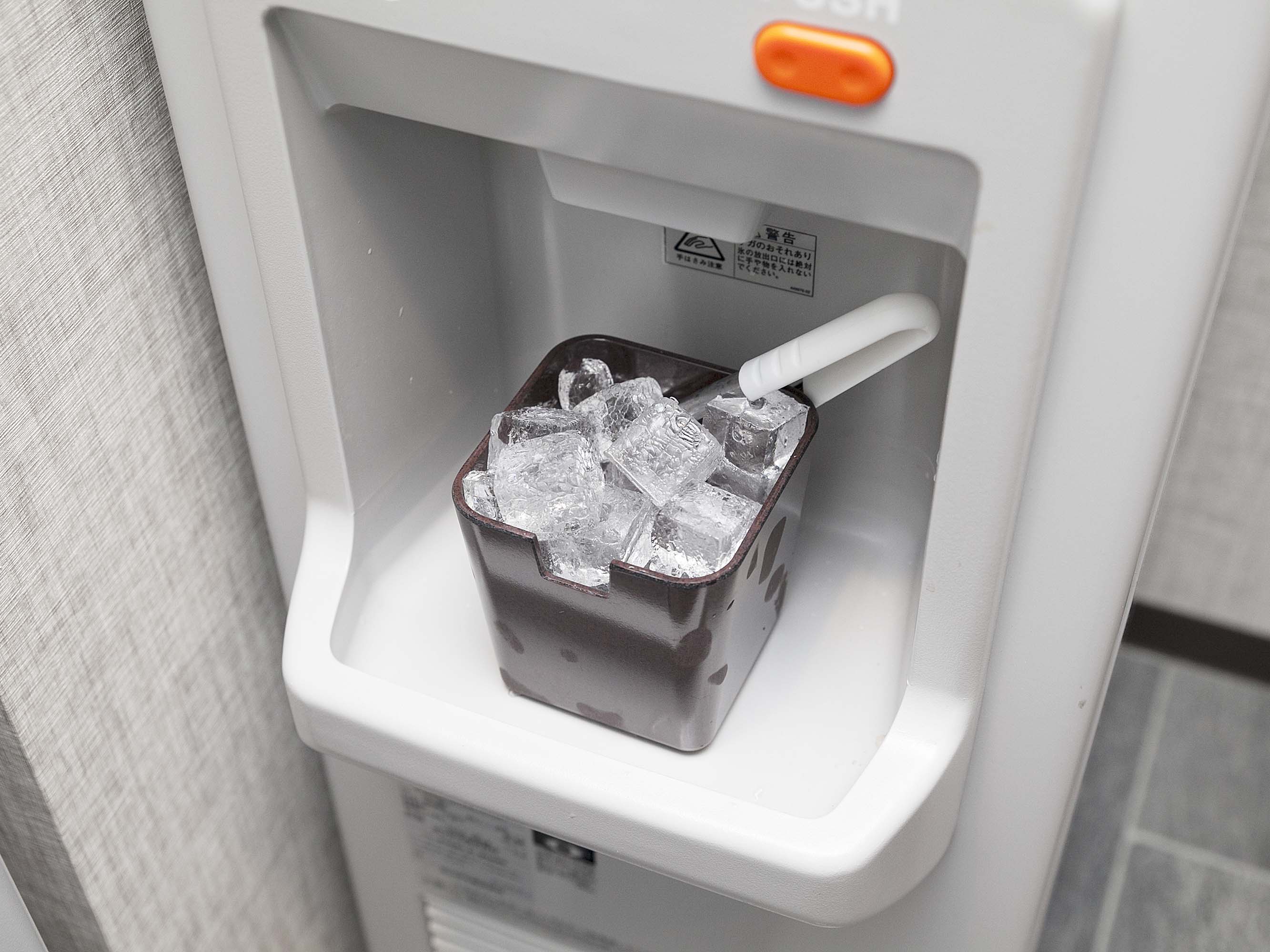 【製氷機】1Fにございます