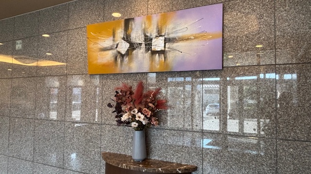 【正面エントランス花飾り】