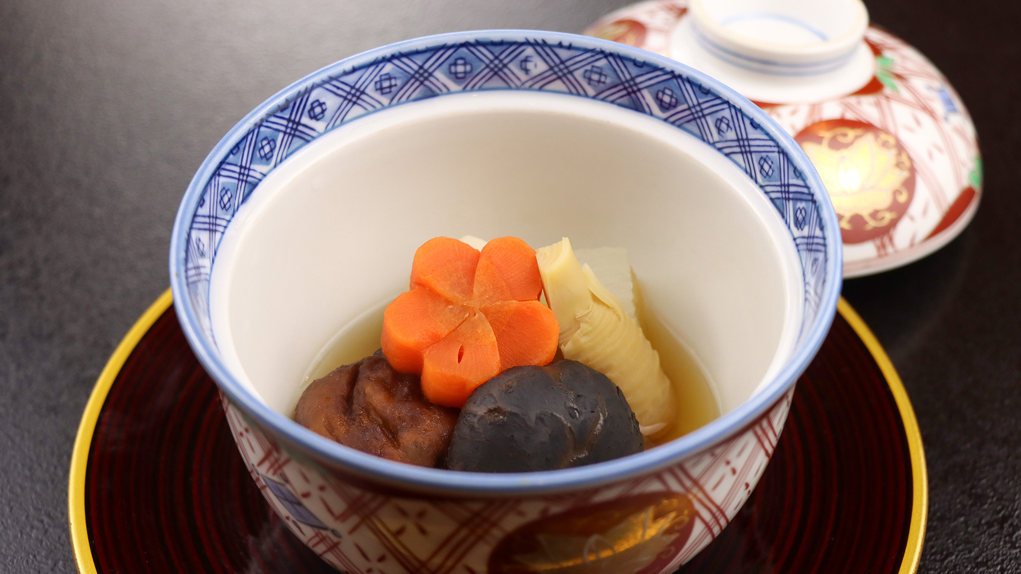 #お正月料理　素材の味を壊さない、やさしい味付け