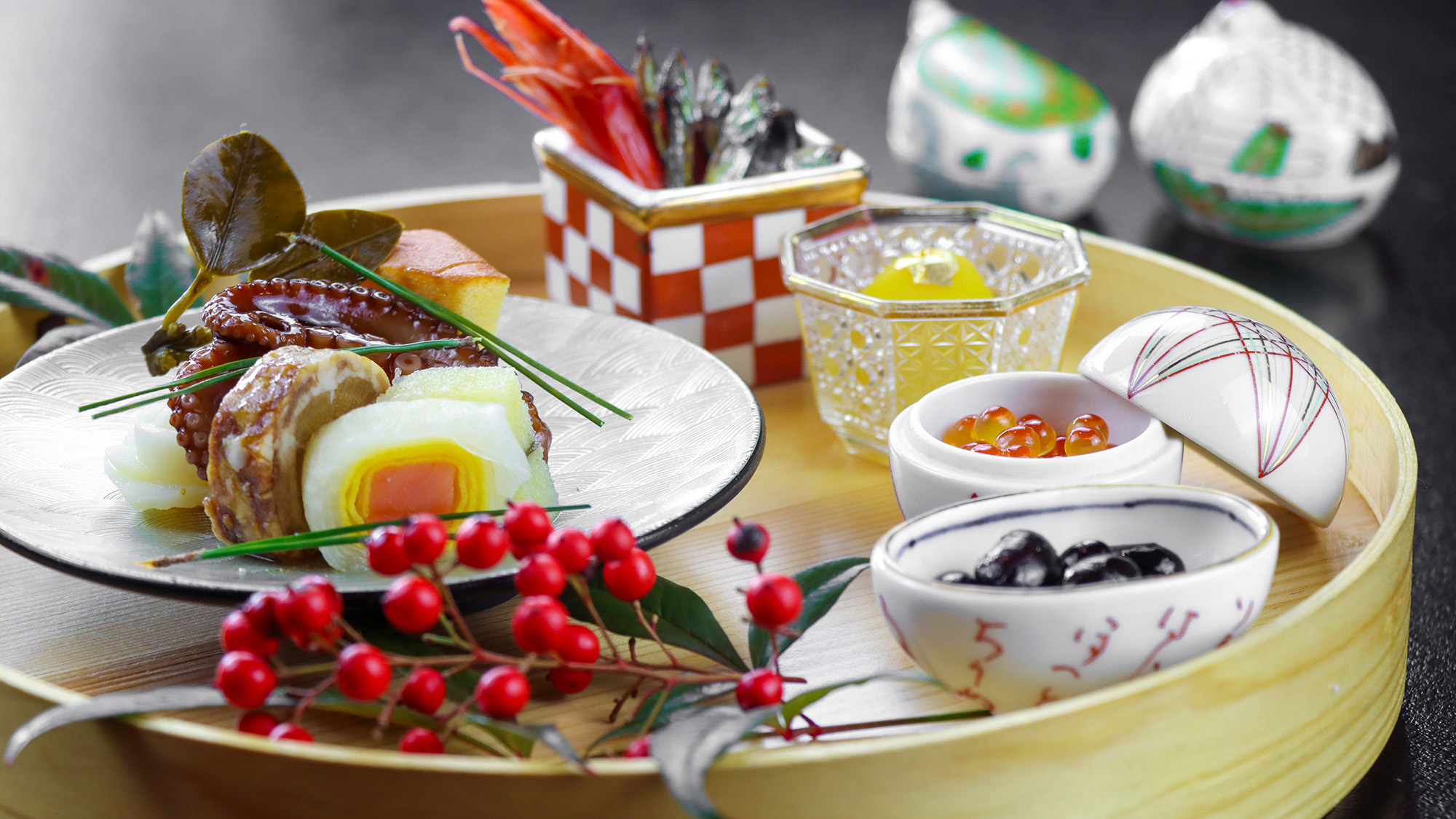 #お正月料理　お正月ならではの食材を、上品な一口サイズで