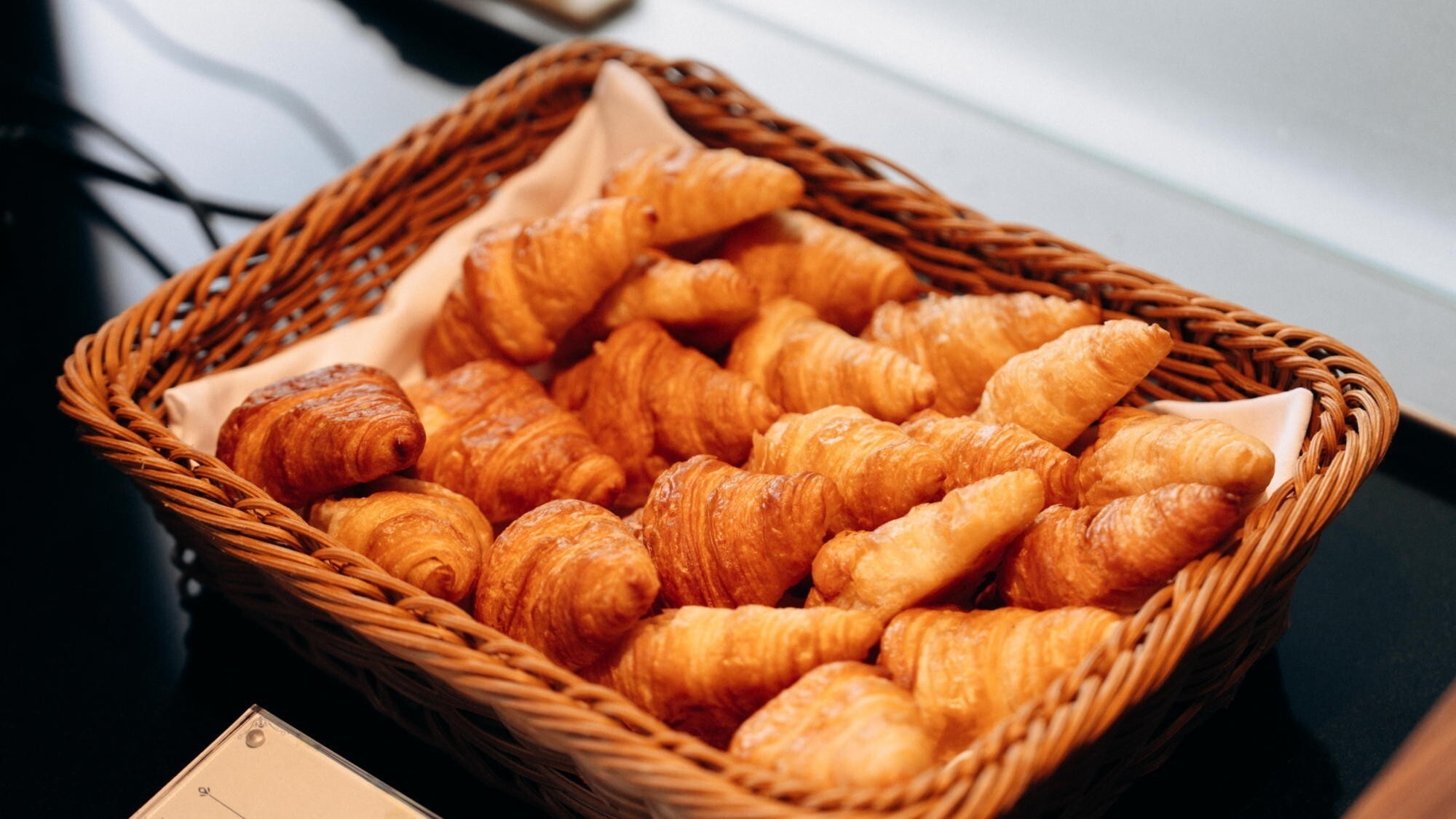 【当日限定特価】思い立ったら箱根へGO！温泉と人気の夕朝食ブッフェ満喫プラン／17:20