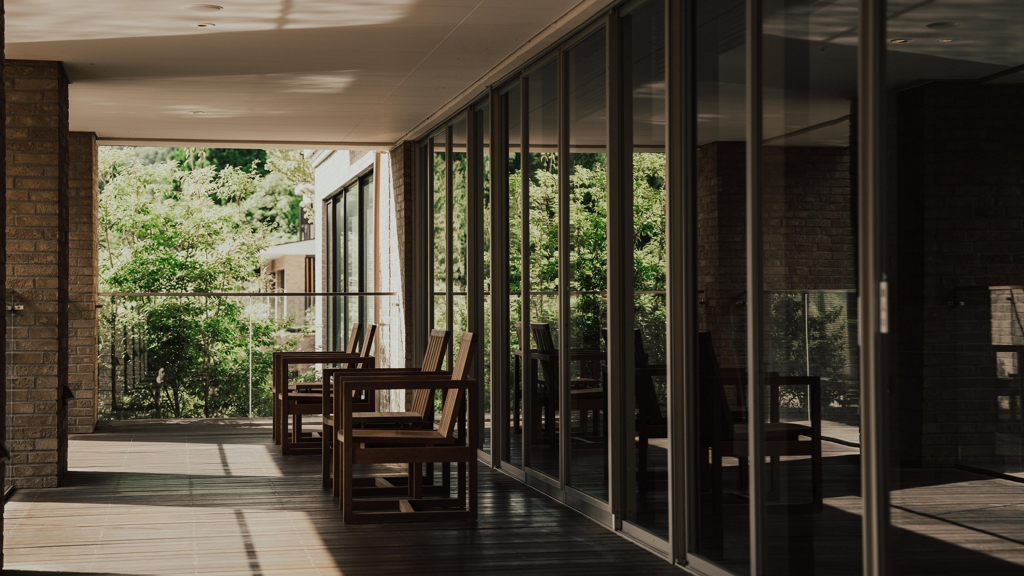 【早割30】30日前までのご予約でお得！季節のグルメブッフェ＆温泉で満喫する箱根ステイ／17:20