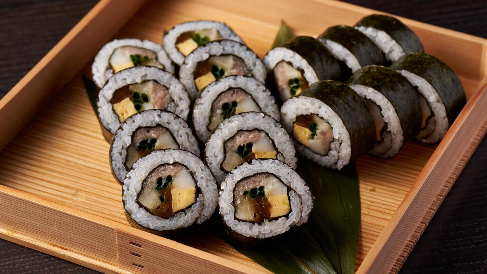 【冬のグランドブッフェ】 甲子園特製太巻き