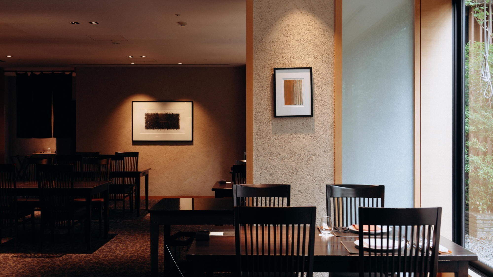 【レストラン会場】日常に近い非日常。使いやすく、ちょっと贅沢。