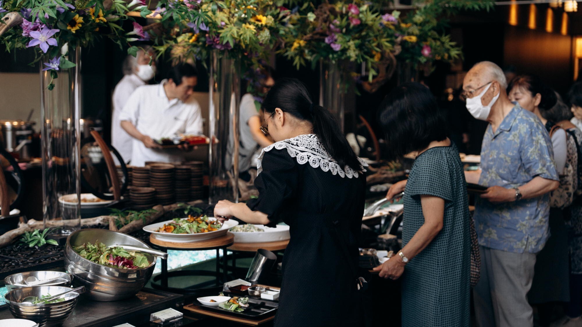 【季節のグルメブッフェ】年4回訪れたくなる、四季食材の80種グルメブッフェ