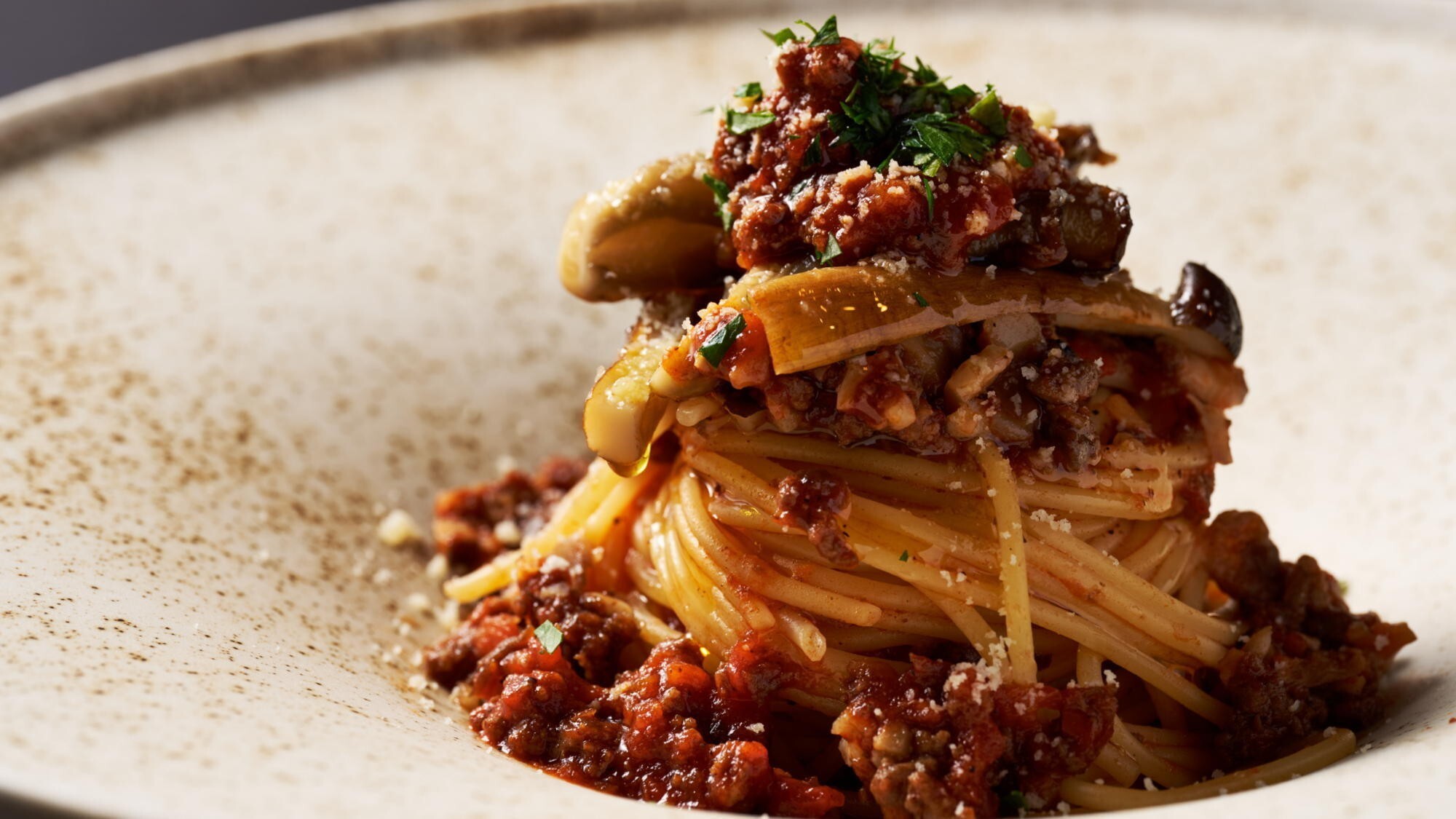 【秋のグランドブッフェ】秋のきのこの旨味ボロネーゼ