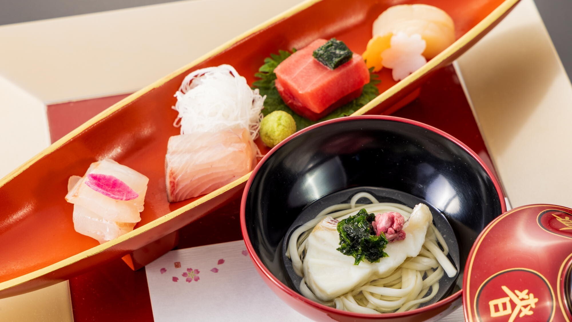 【和食　花美月】旬の味覚を生かしたこだわりの和食コースをご堪能ください。