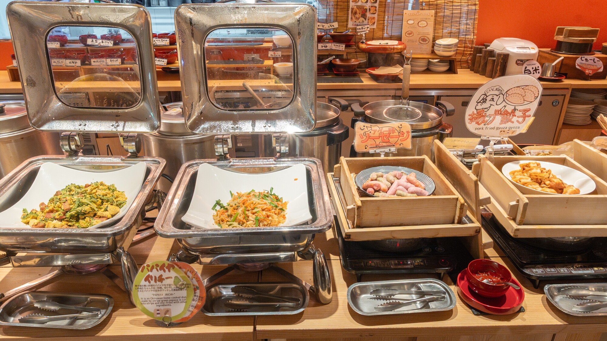 地元沖縄ならではの食材を使った、心温まる一皿