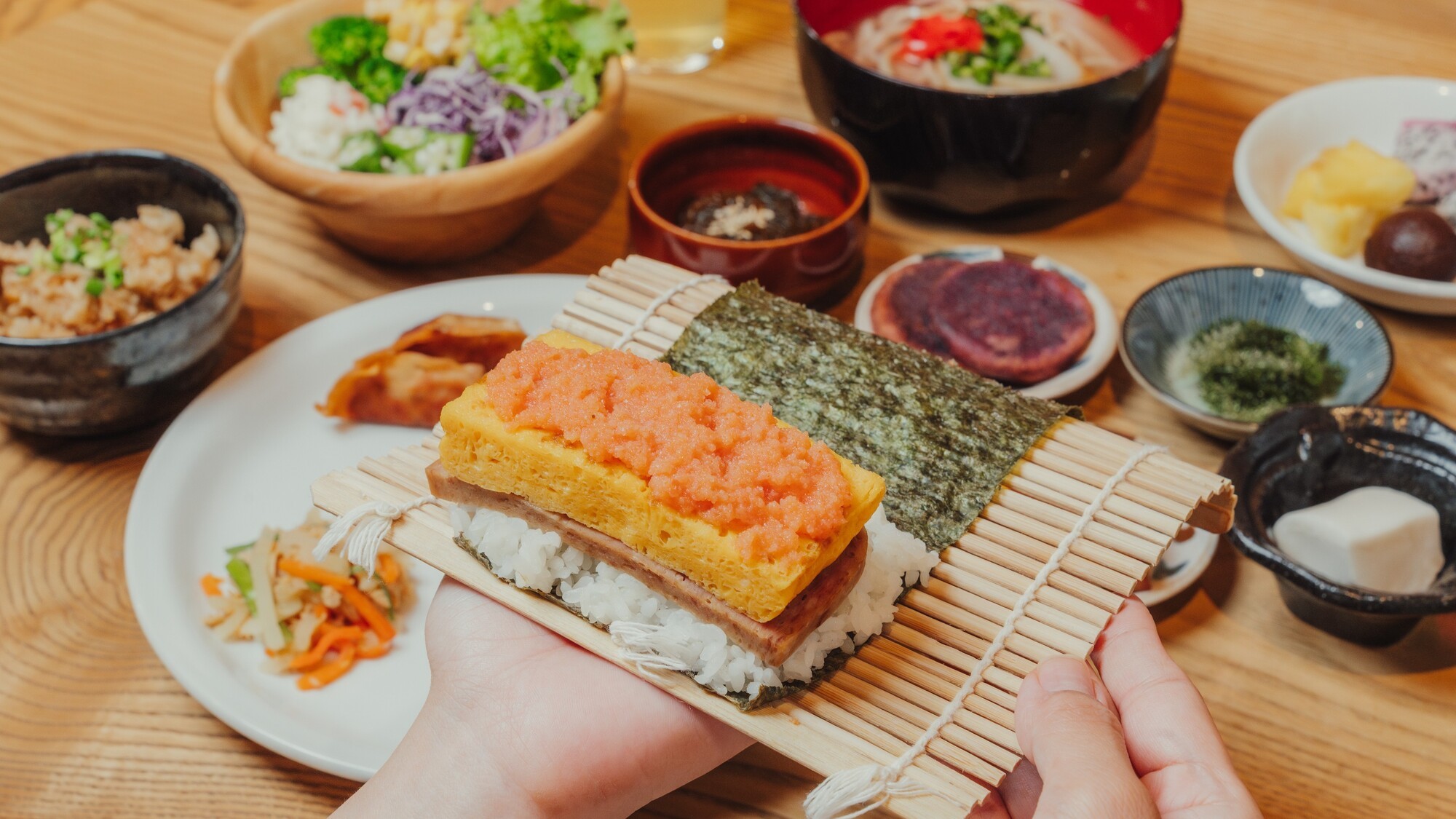 旅の思い出に、作って楽しい沖縄名物ポーク玉子おにぎり