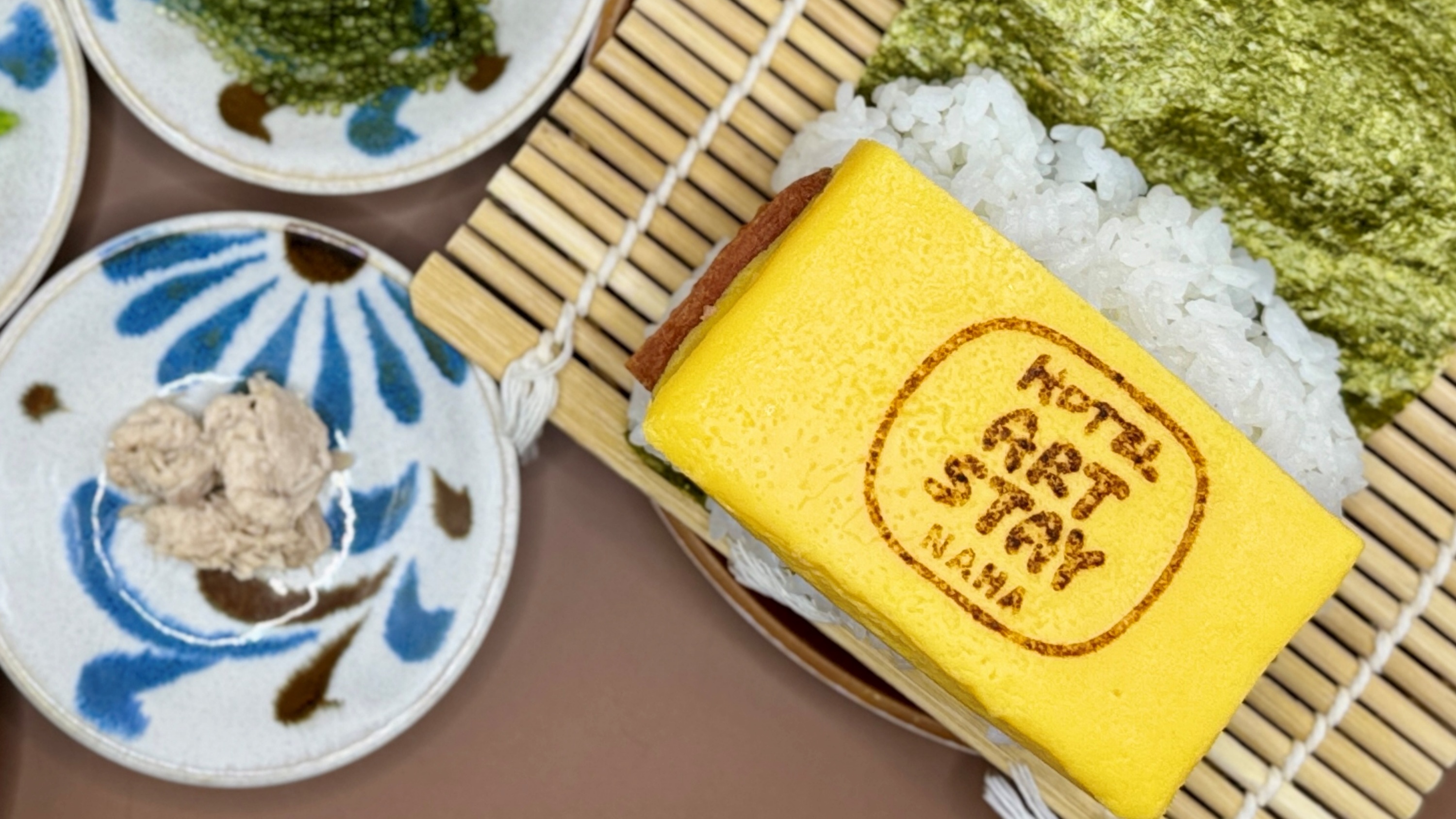 アートステイ那覇のロゴを焼き印で