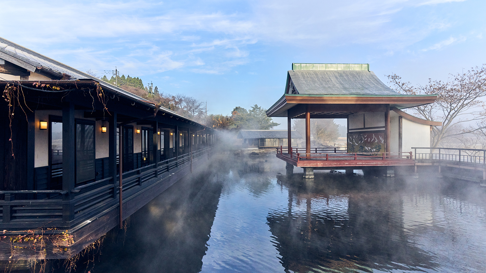 【施設】霧に浮かぶ神楽殿