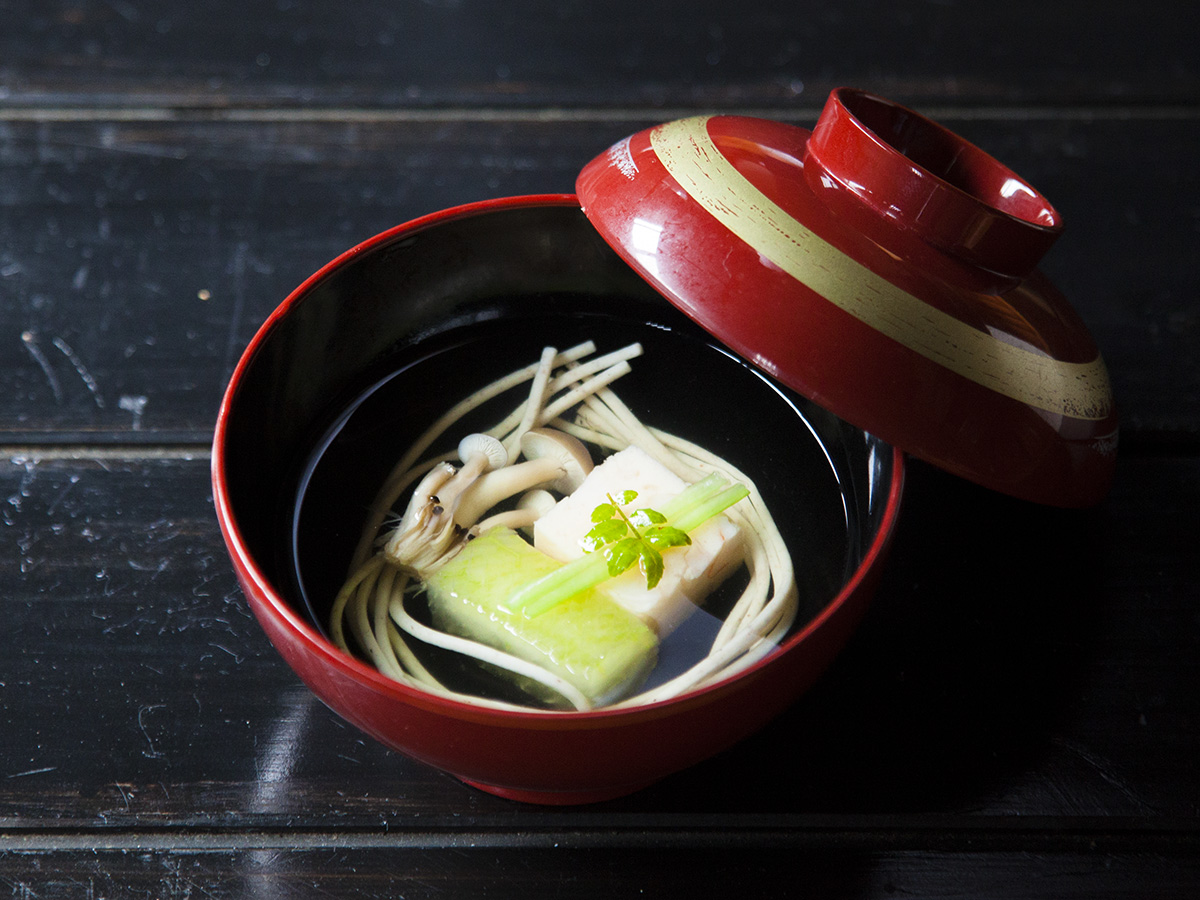 お吸い物（料理一例）