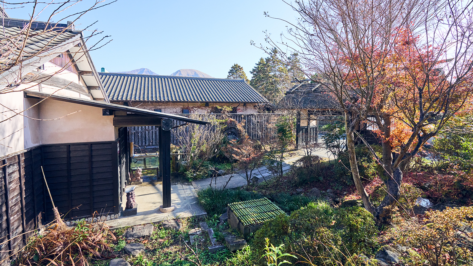 【外観】客室は全室離れになっています