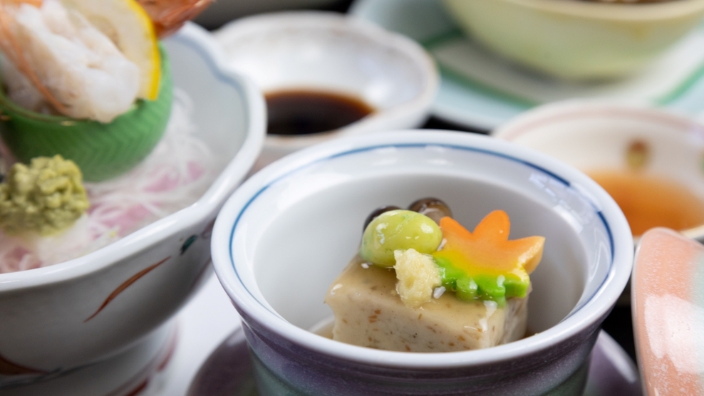 ＜朝・夕ともにお部屋食＞温泉旅館でお籠りステイ♪料理長おすすめプラン〜料理11品〜