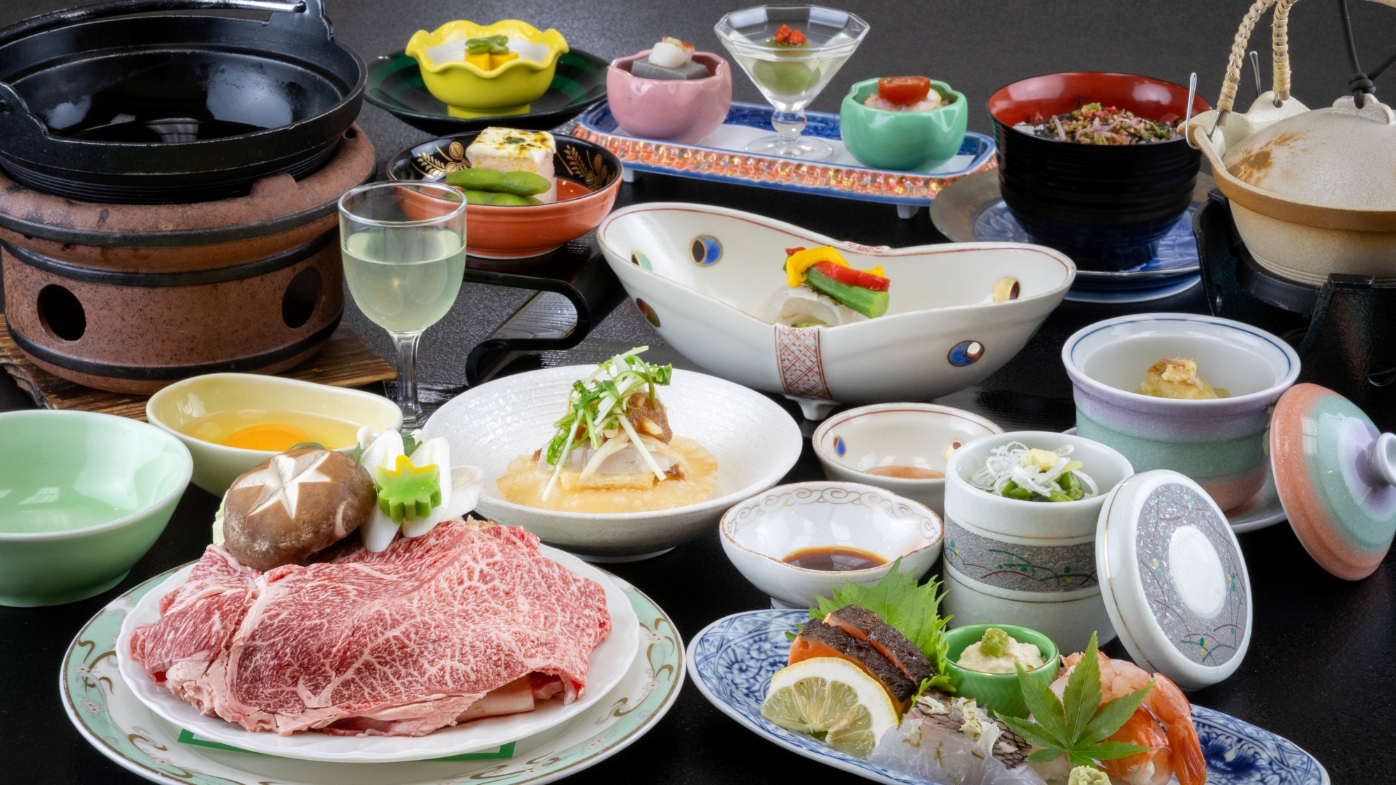 *福島の新たな逸品「福粕花」と、旬菜を掛け合わせた華やかなすき焼き会席