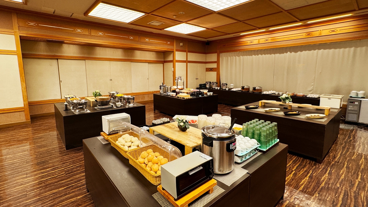 【和室二間ご家族やご友人など大勢にてご一緒におくつろぎいただける】一泊二食バイキングプラン