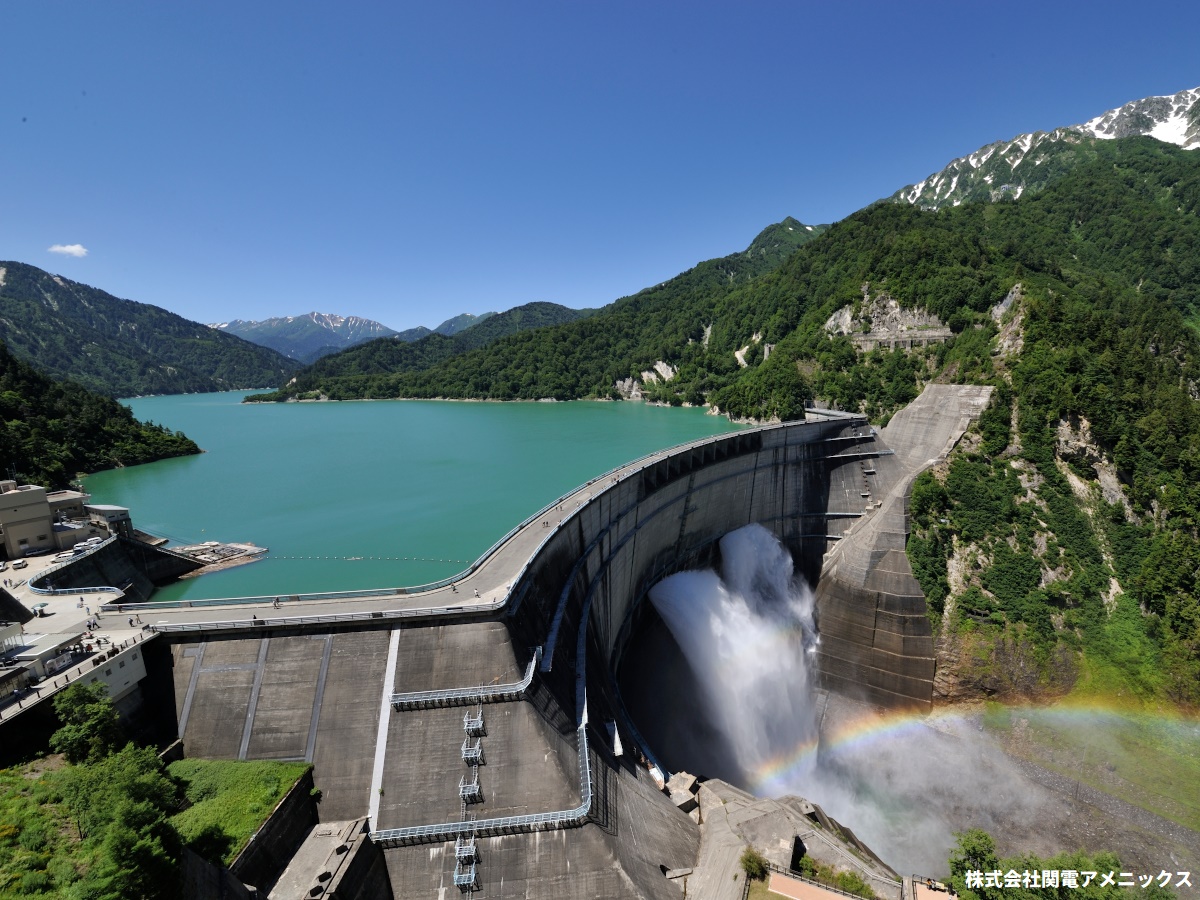 黒部ダム