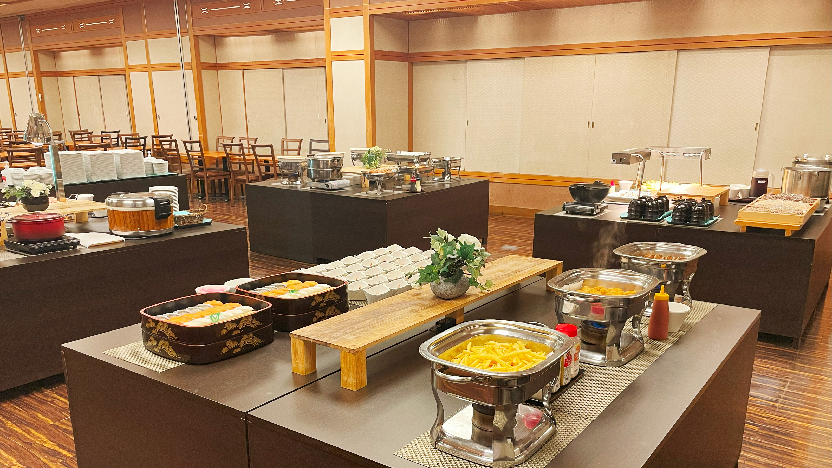 夕食バイキング（一例）