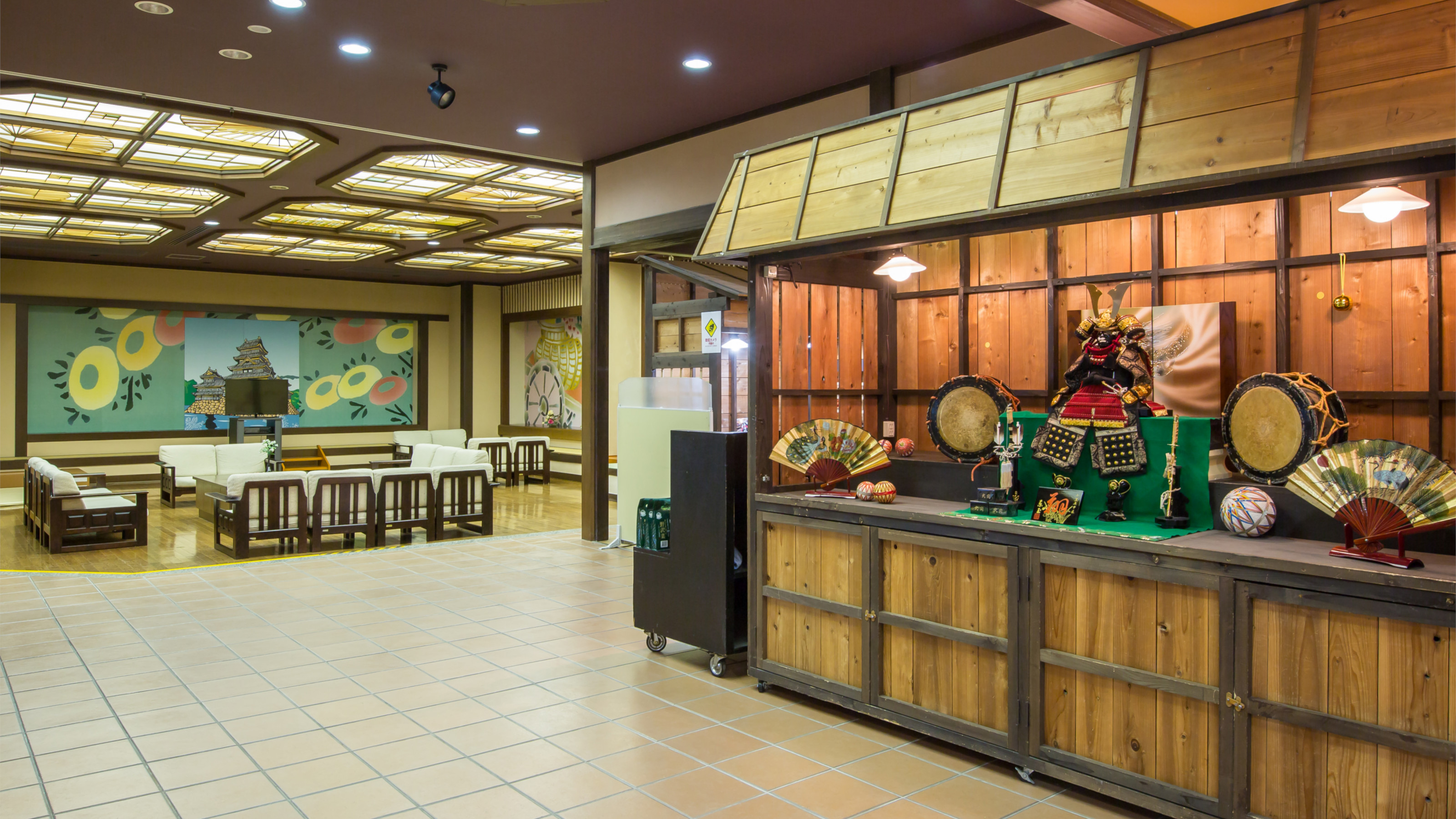 ロビーラウンジ