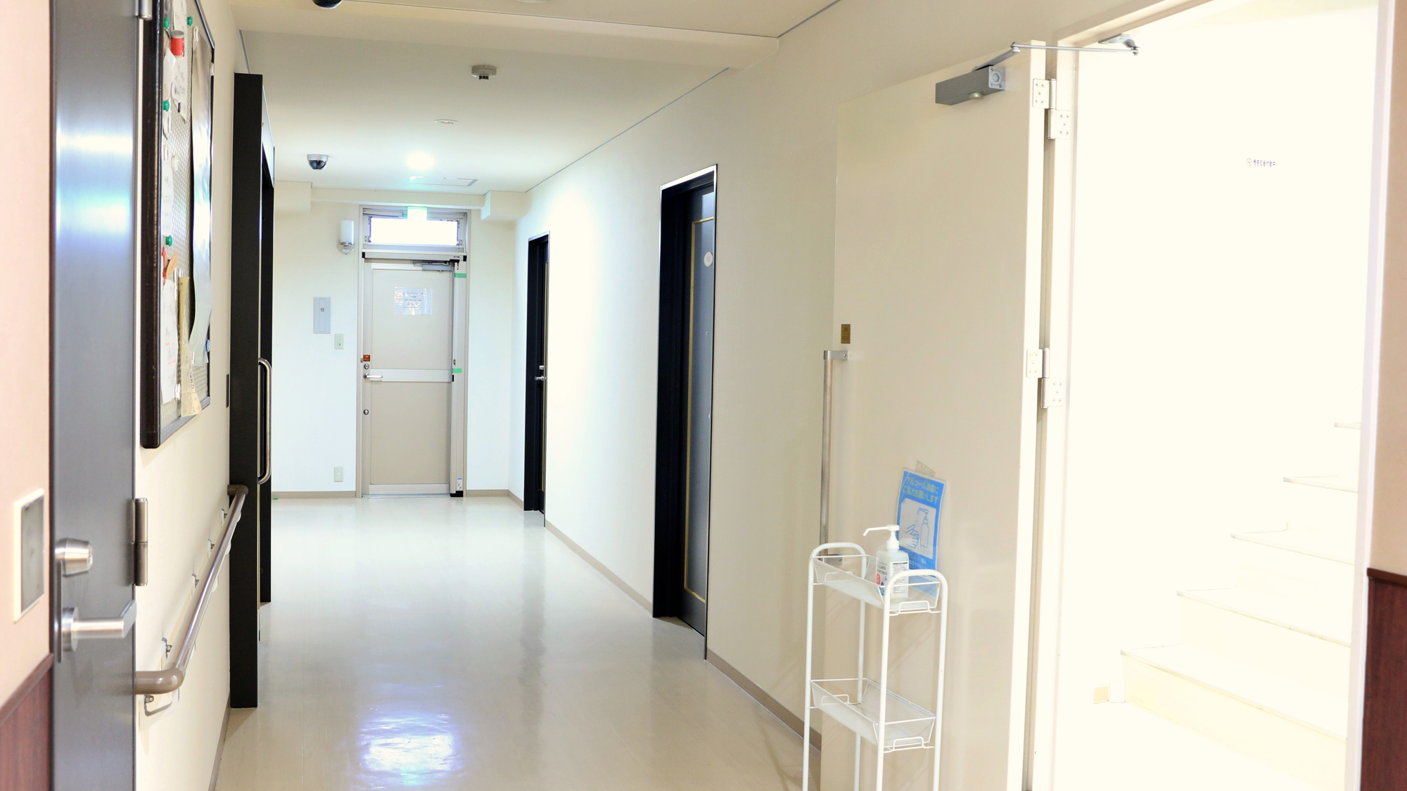 【館内イメージ】 