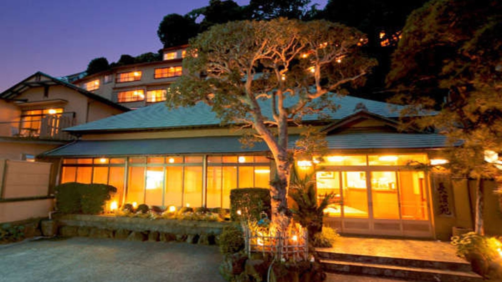 〇【日帰り温泉！お食事なし】貸切露天無料＆４時間ゆったり部屋利用♪（１５：００〜１９：００）