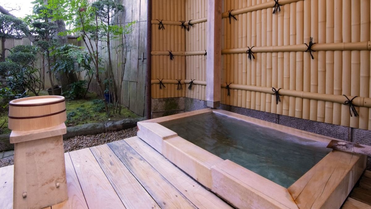 「寿」の客室露天風呂は温泉です♪