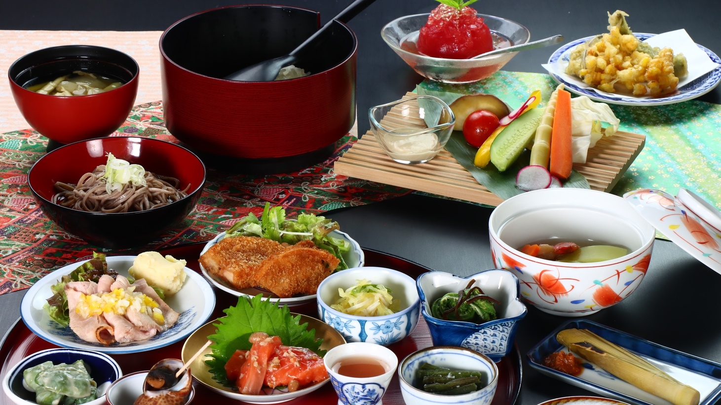 【直前割】夕食時飲み放題付き♪源泉掛け流し温泉と旬の味覚と若旦那こだわりのお酒を堪能《全室禁煙》