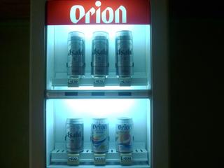 3階ランドリー室にはビール自販機