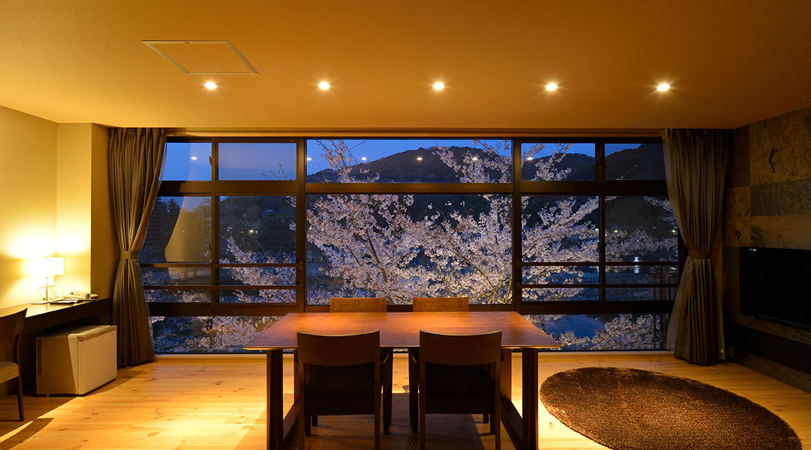 川側全面ガラス窓 スーペリアツイン　BOTAN（禁煙）