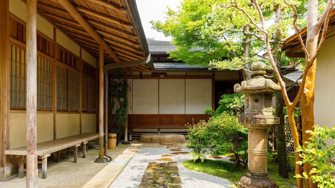 【ポイント10倍】期間限定♪ラグジュアリー特別室＆お茶体験ができる「対鳳庵」入場券付−1泊和朝食付−