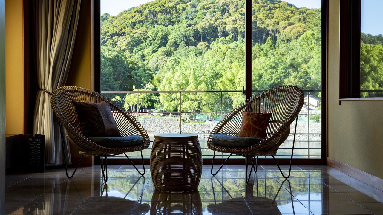 【胡蝶】半露天風呂付 ラグジュアリーツインルーム(画像は一例)