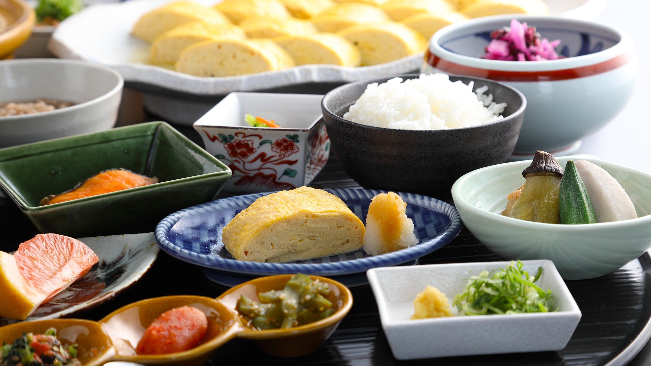 【楽天トラベルサマーSALE】宇治川を望む朝食。心と体に優しい和食で始める一日−1泊和朝食付−