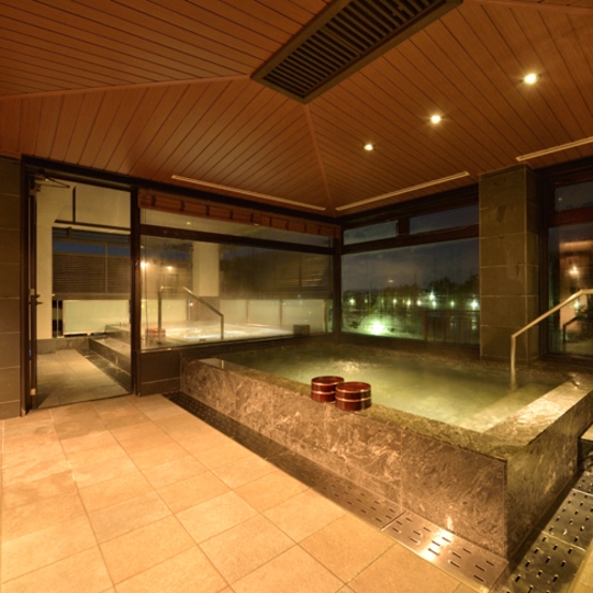 花屋敷浮舟園