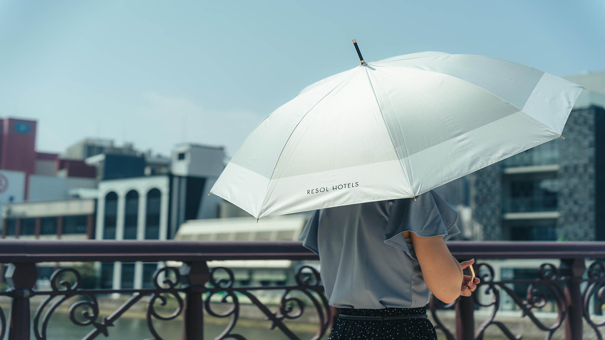 ■熱中症や紫外線対策として、日傘のレンタルサービスをご用意」