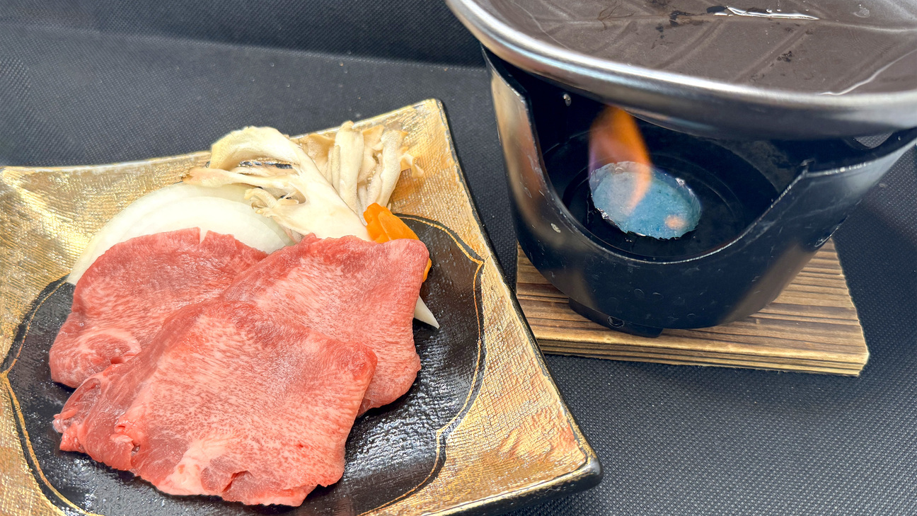 ★【別注料理：牛タンの陶板焼き付】1泊2食付きバイキングプラン
