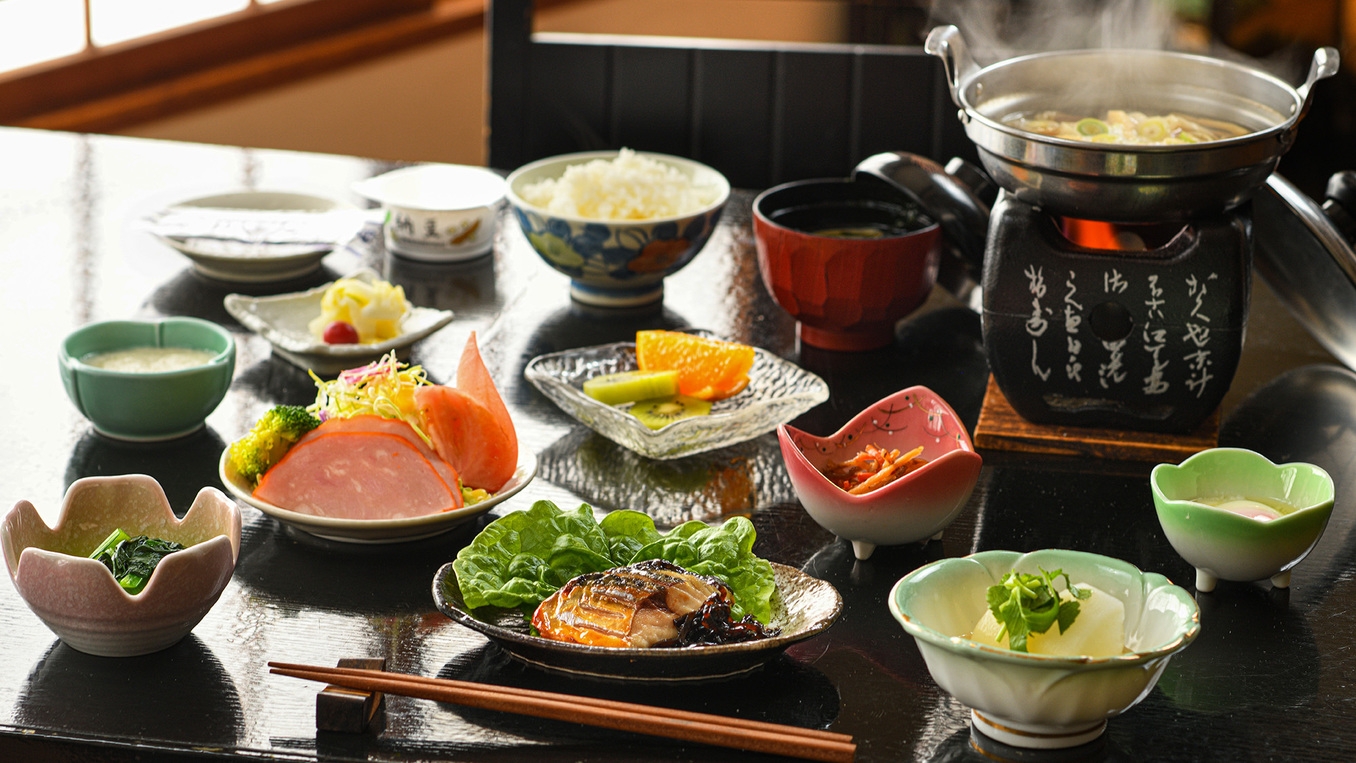 【朝食付き】＜駐車場無料＞飯坂温泉発祥の「ラジウム玉子」とほっこり和む和定食