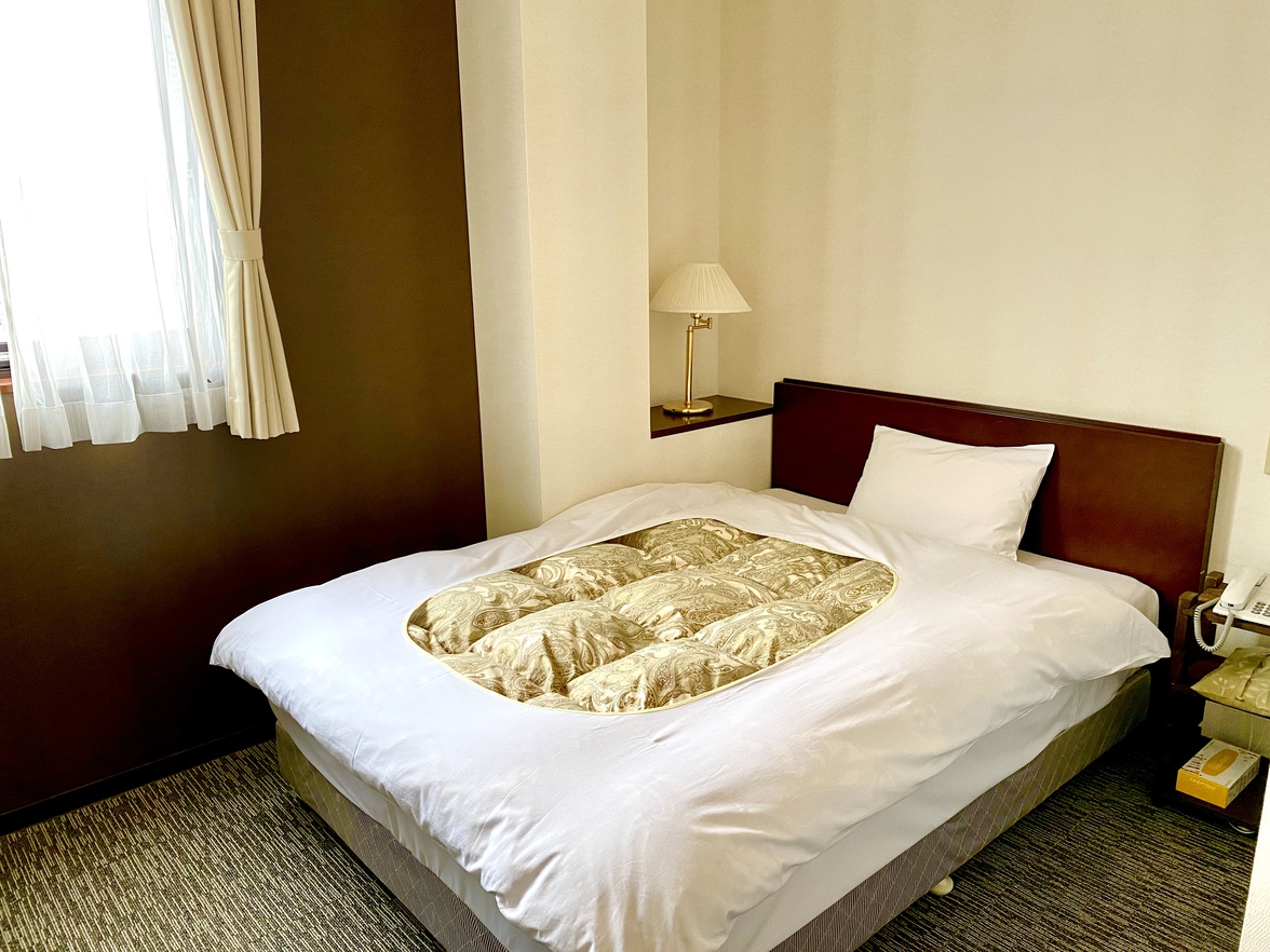 洋室シングルルーム　喫煙★素泊まりプラン★