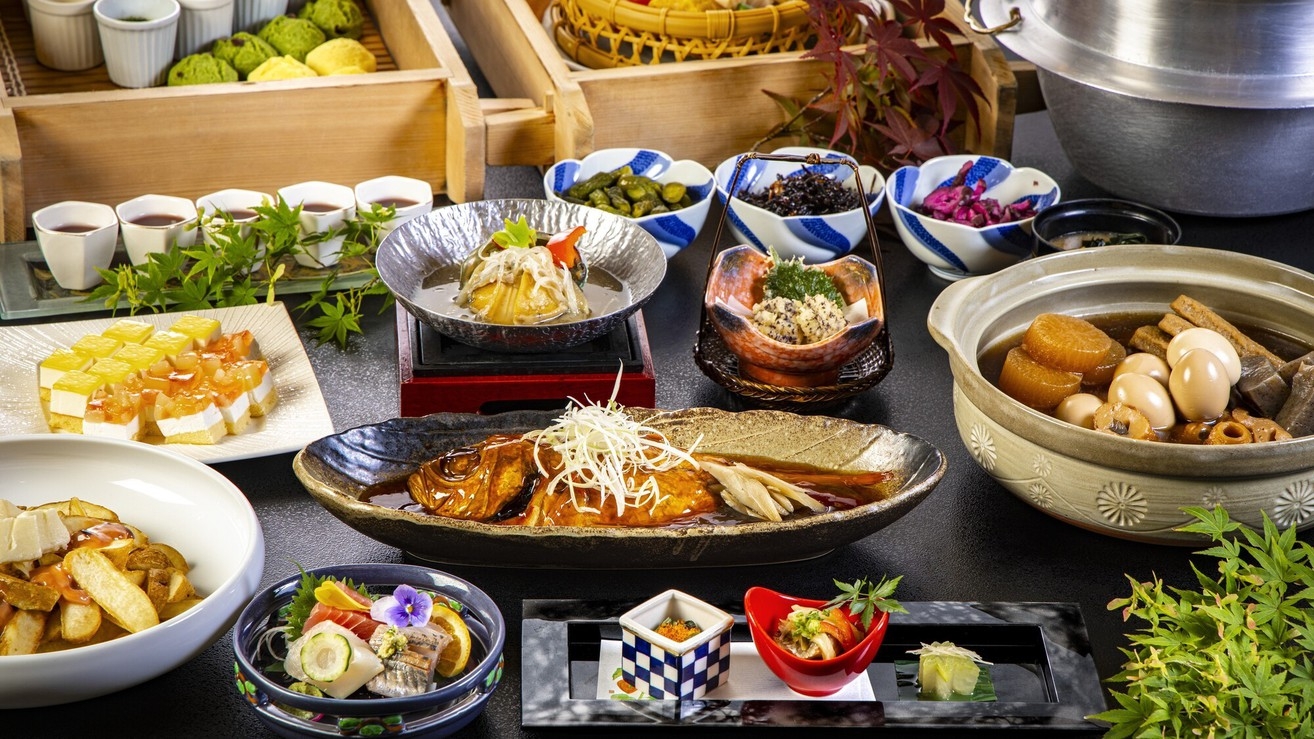 食事処リニューアル記念★特製ローストビーフ付★ハーフビュッフェ和会席◆金目鯛姿煮＆鮑◆（夕朝食付）