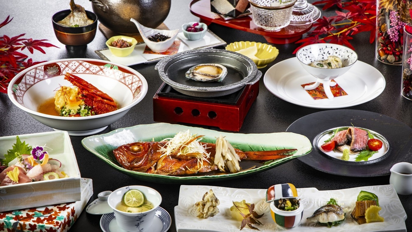 最上級◆特選会席◆肉or魚or鮑からの選択料理◆朝食は和定食（夕朝食付き）