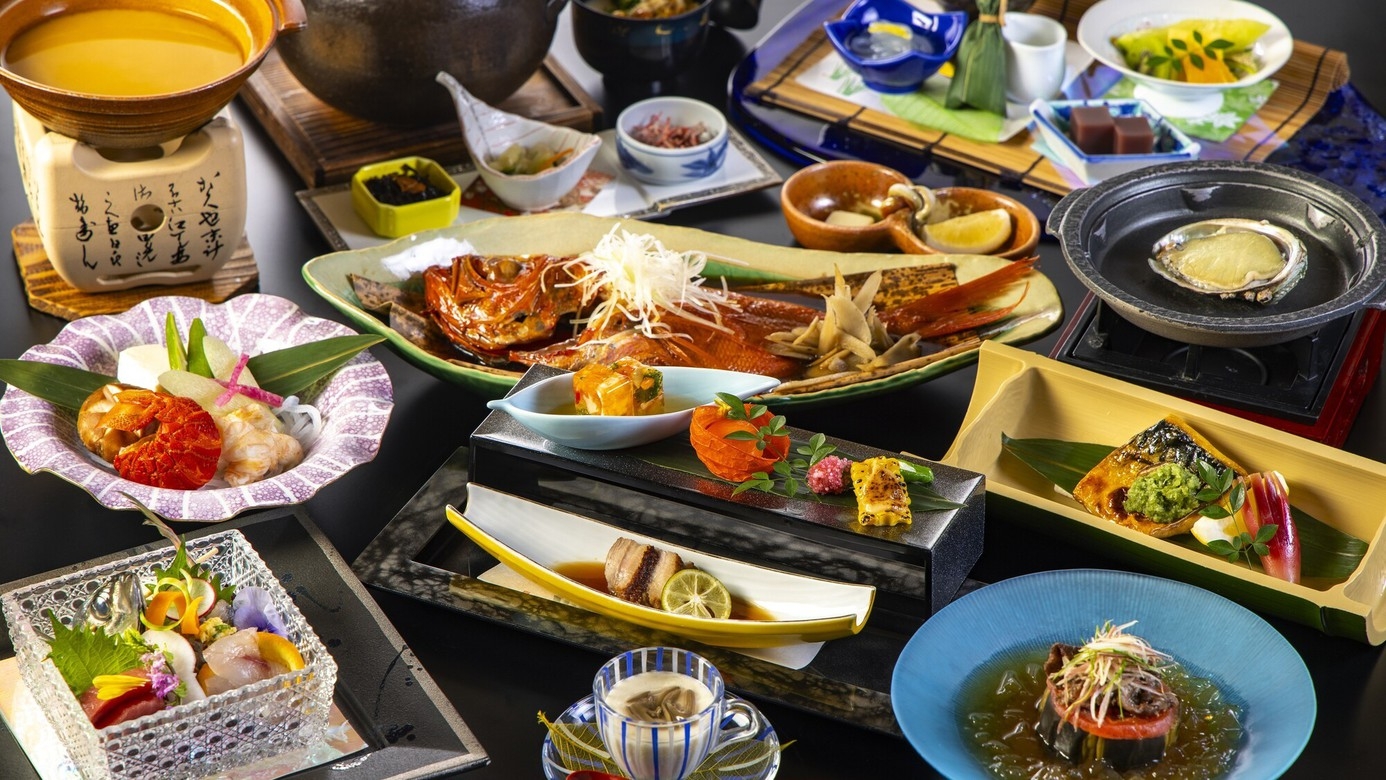 最上級◆特選会席　自慢の金目鯛姿煮◆肉or魚or鮑からの選択料理◆朝食は和定食（夕朝食付き）