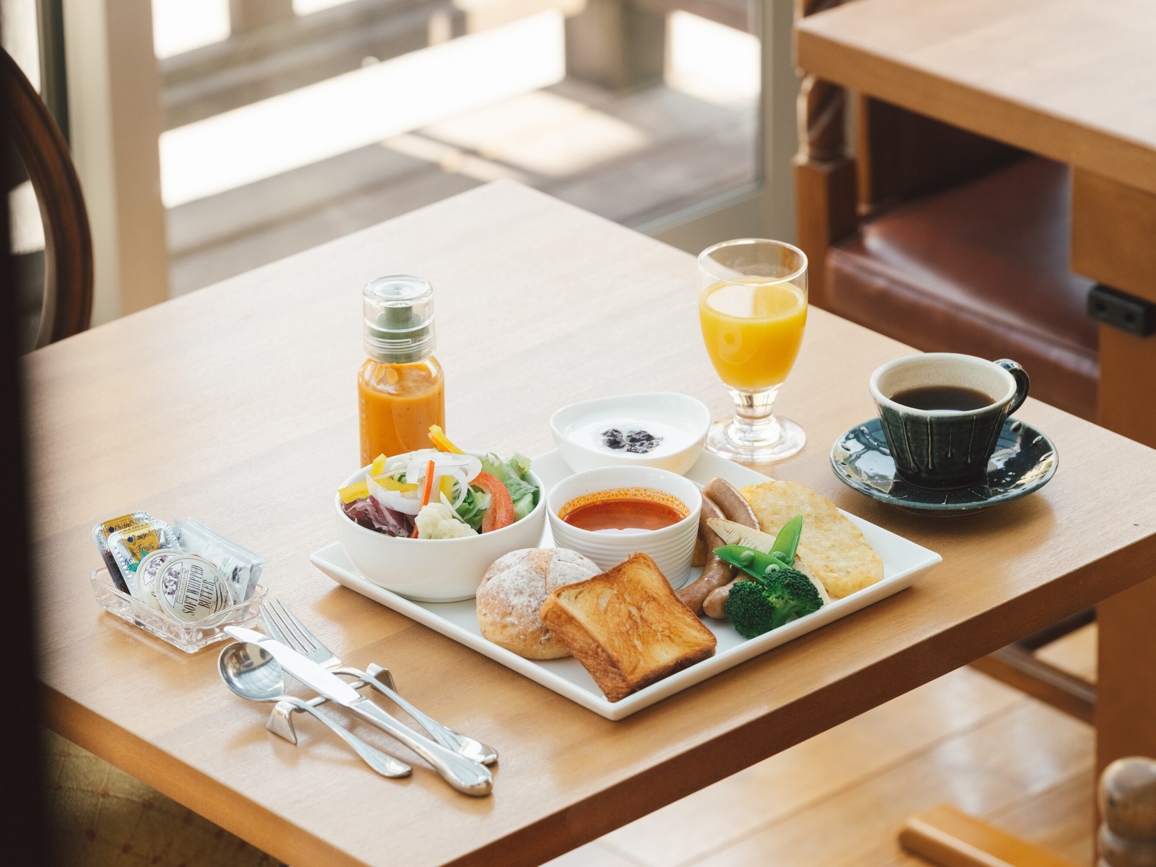 《夏休み＆秋旅フェア》【源泉かけ流し貸切温泉】甲州ワインビーフを味わう｜ビーフシチュー1泊2食プラン