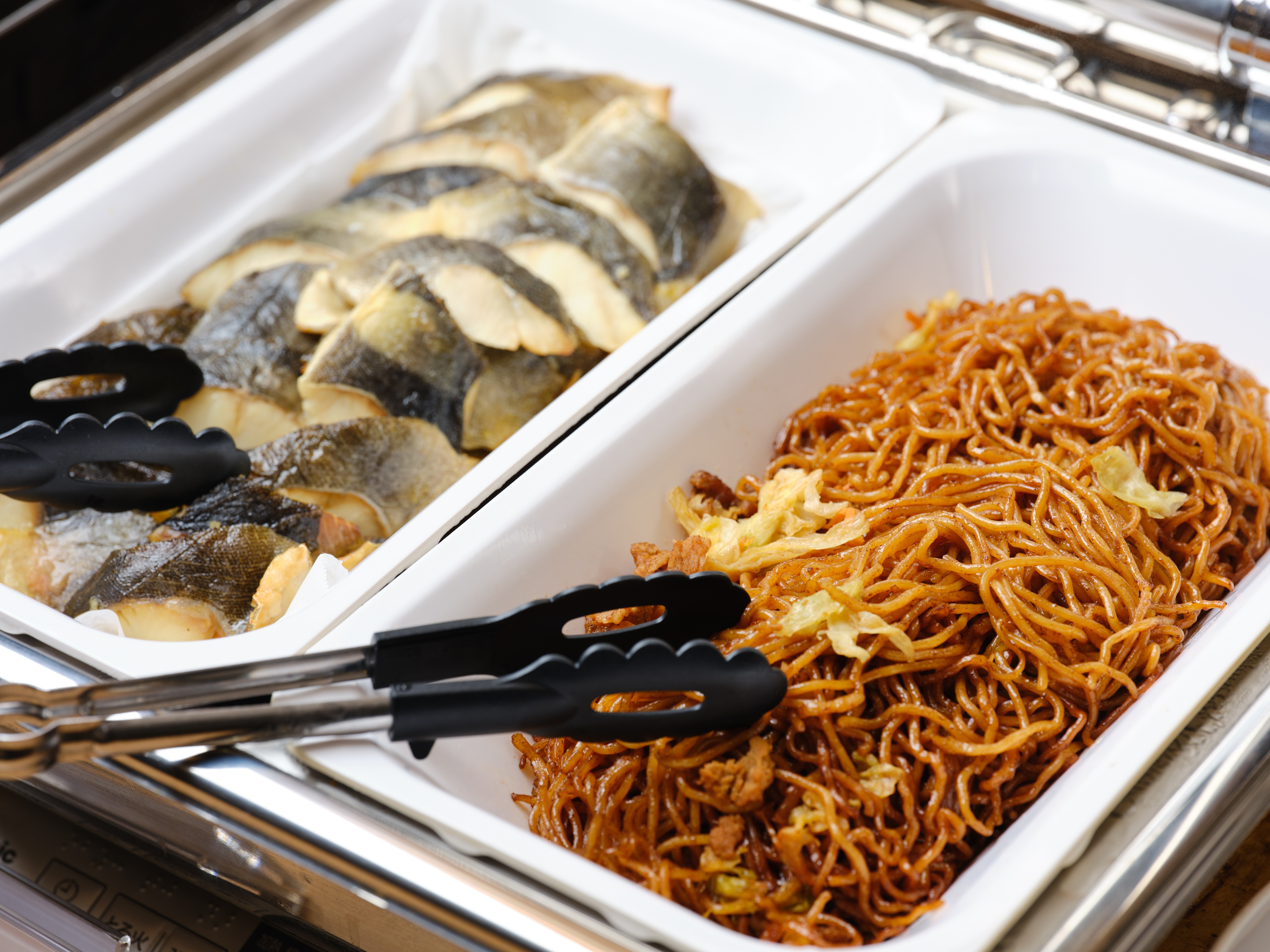 【朝食バイキング一例】日替わりのお惣菜