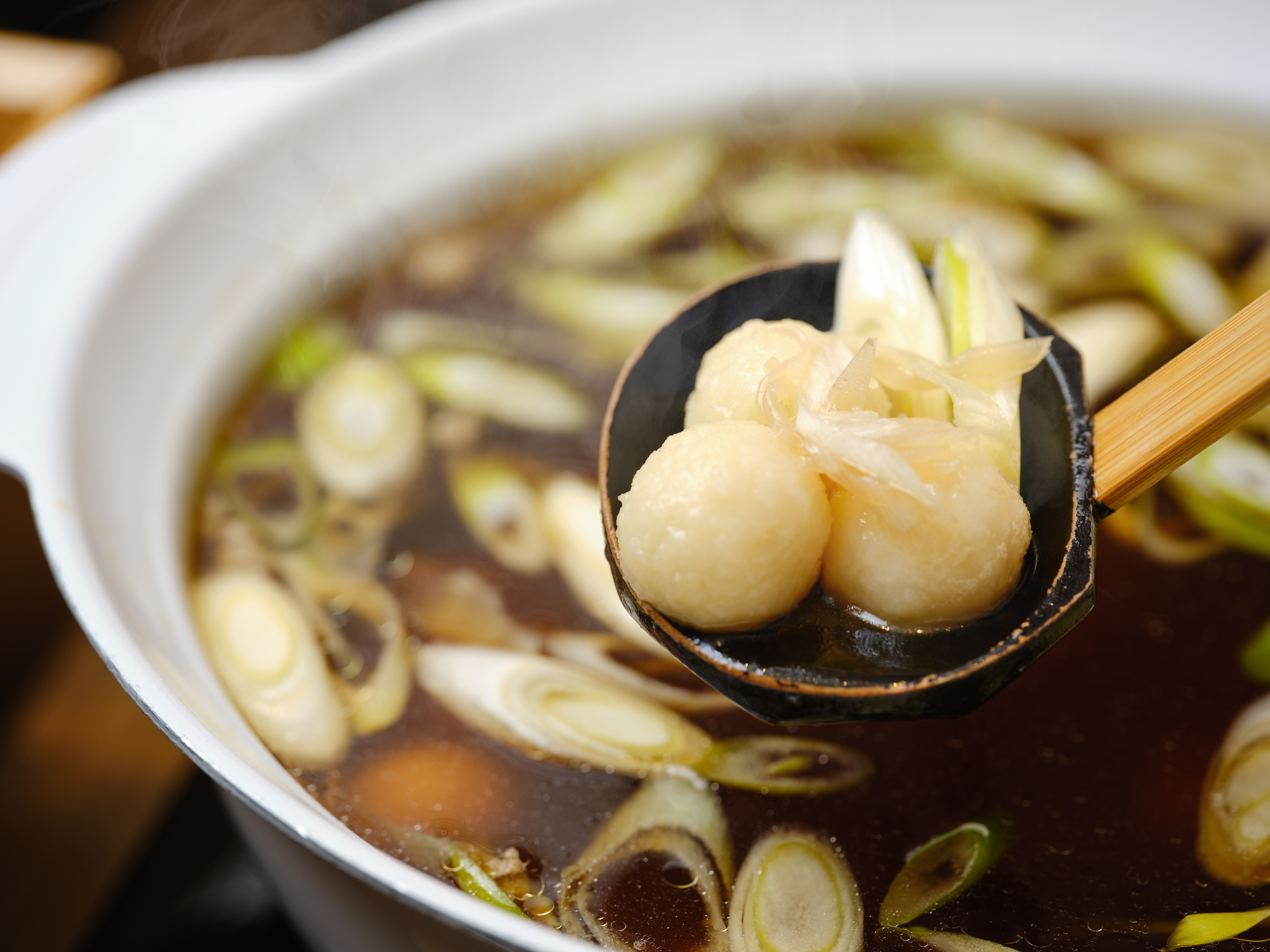 【朝食バイキング一例】秋田の郷土料理「だまこ鍋」