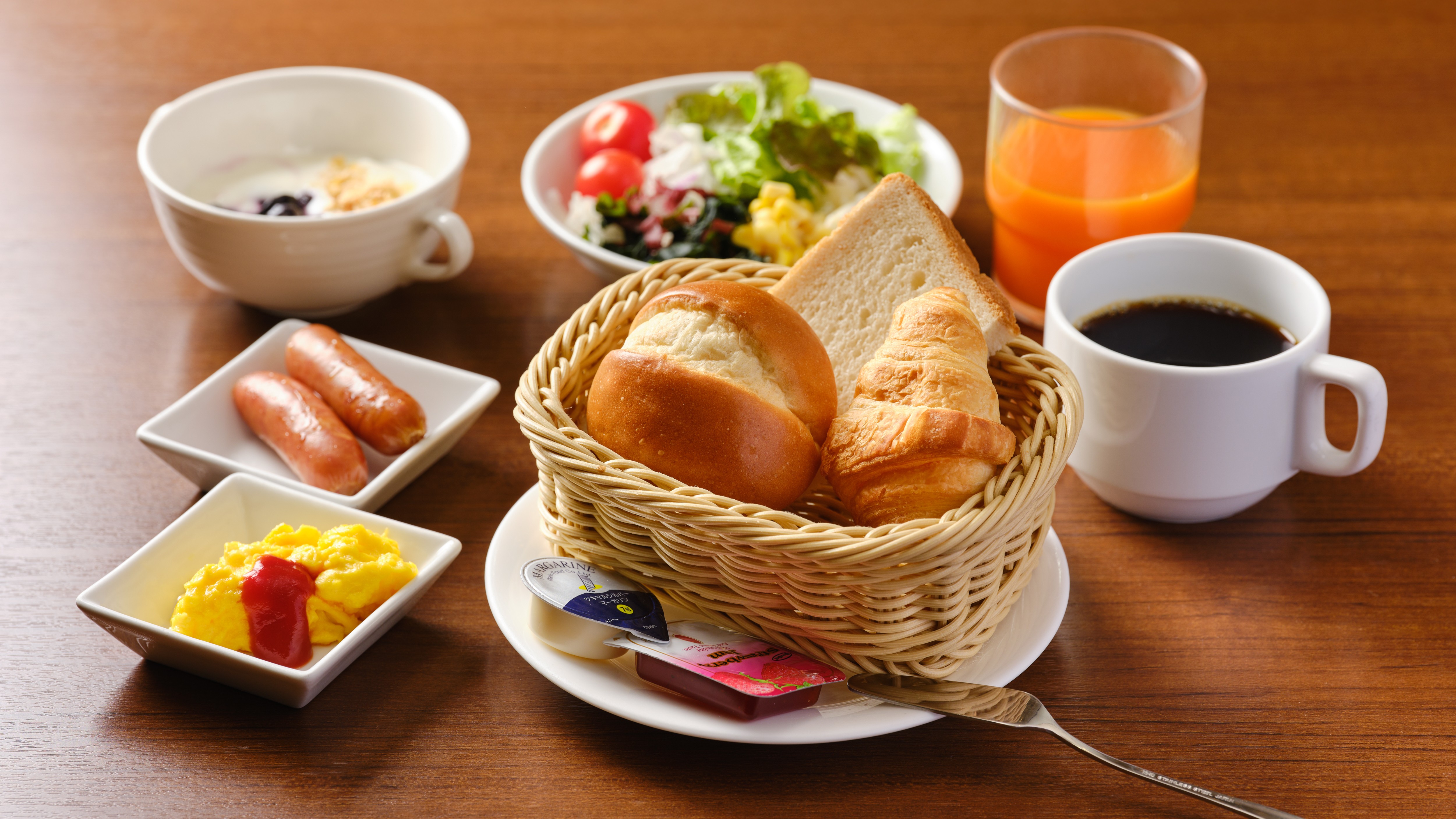 【朝食バイキング一例】