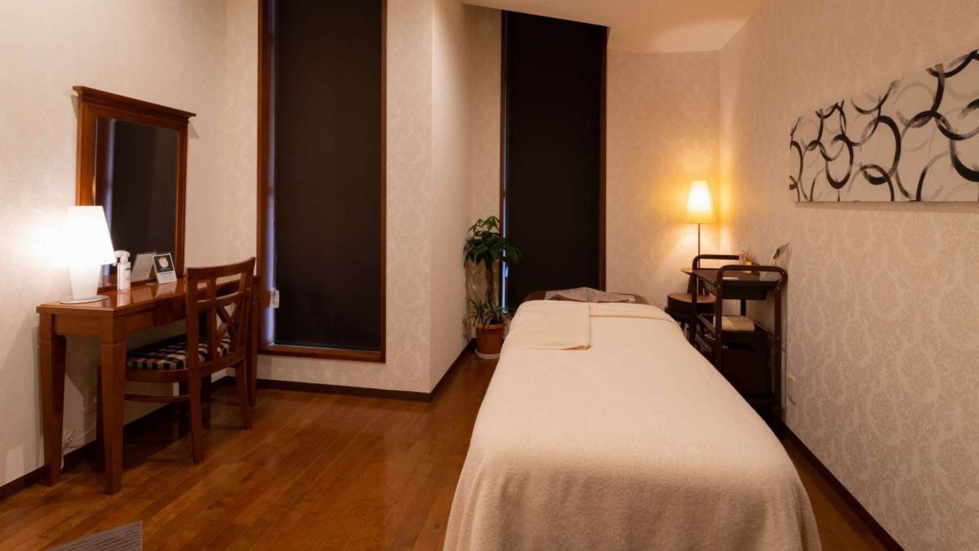 エステ｜スパトリートメントサロン「NADESHICO SPA」施術室
