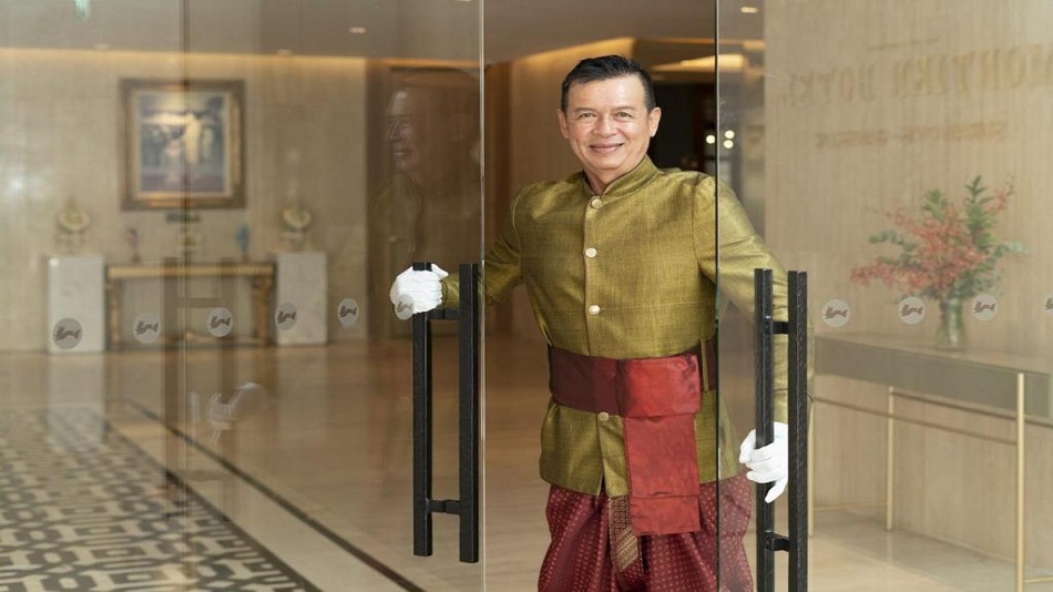 ホテルスタッフ