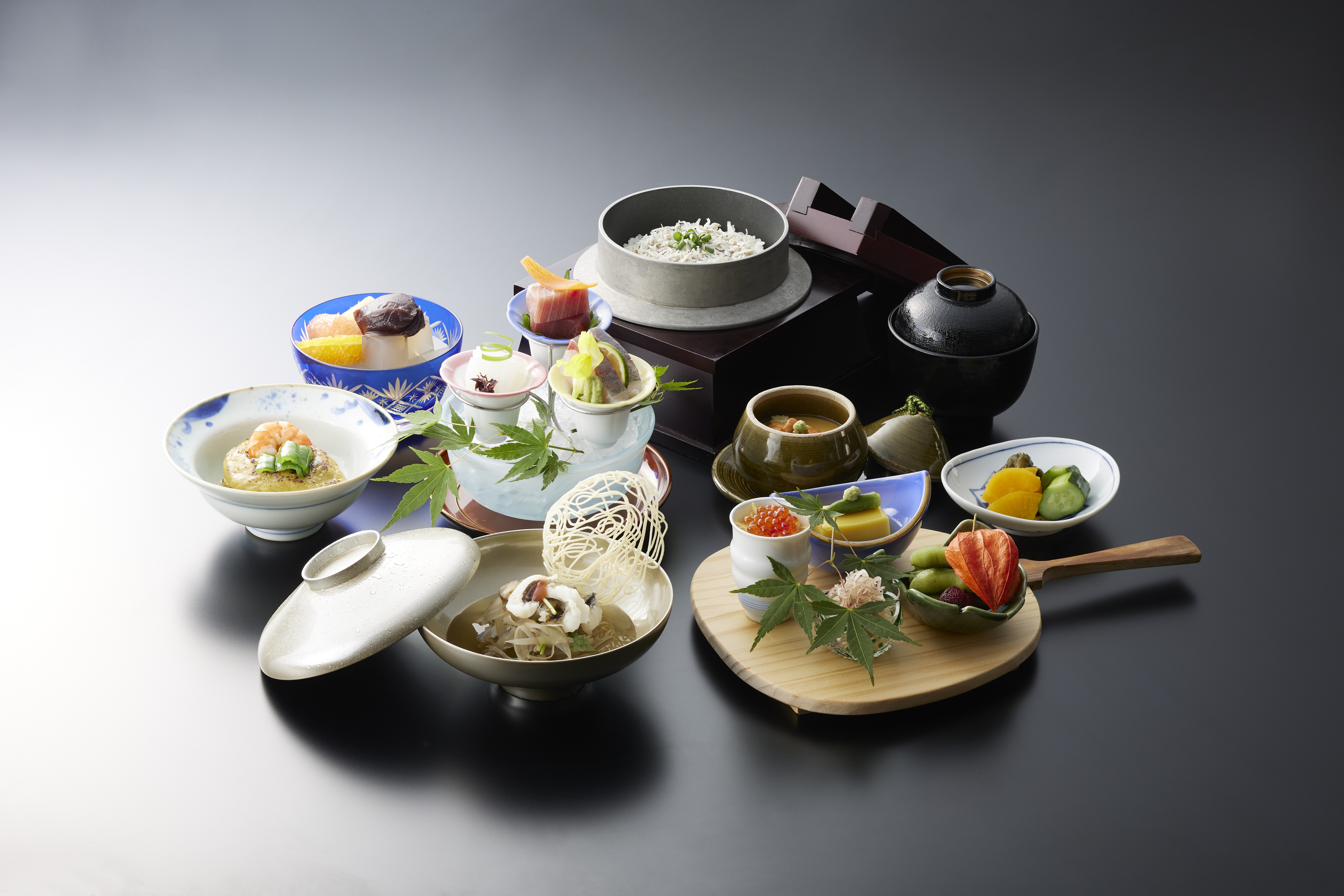 日本料理「さくら」季節の会席(一例)