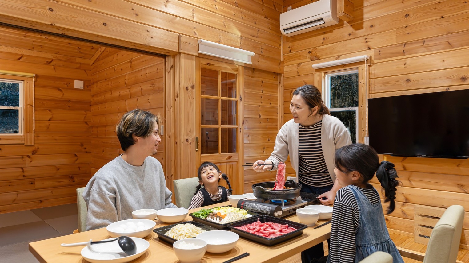【部屋食確約】選べるお鍋＜すき焼き・しゃぶしゃぶ＞コテージだから気兼ねなし！家族旅行にお勧め